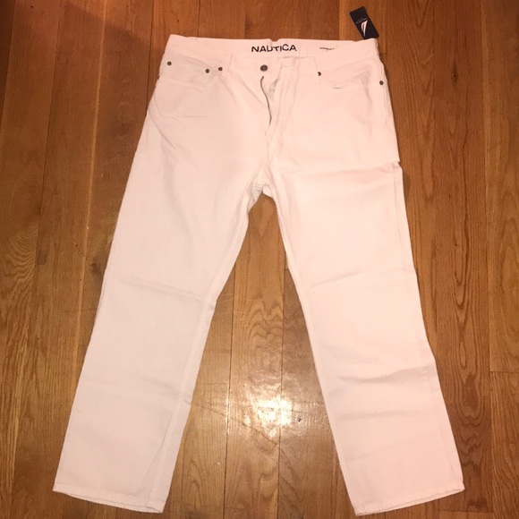 white jeans relaxed fit